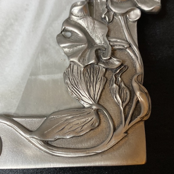 Pewter Picture Frame - Picture 4 of 8